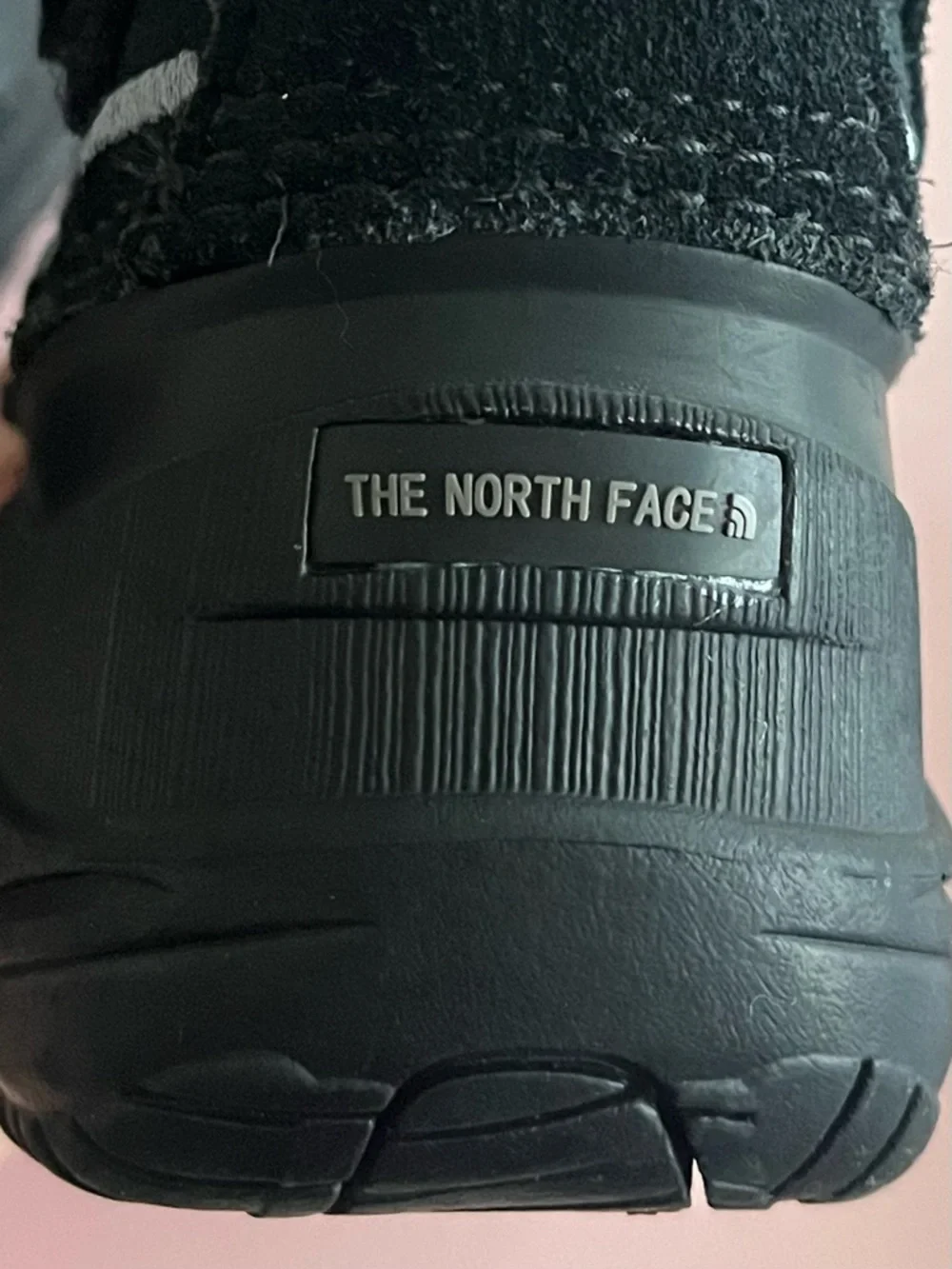 The North Face Toddler Black & Gray Winter Snow Boots with Red Faux-Fur Lining 6
